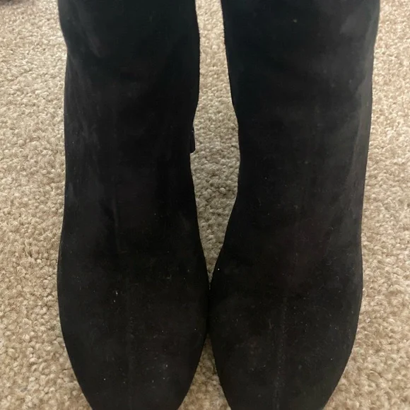 Gucci Black Suede Booties with Gold Studs, size 7.5 - Picture 9 of 9